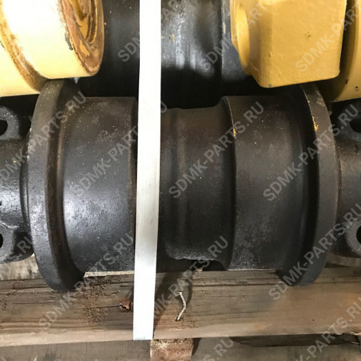 Каток опорный HITACHI ZX350H 9168173